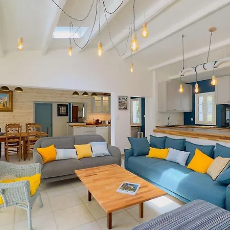 Charmante Renovee Sous Les Pins Proche Plage Villa La Couarde-sur-Mer