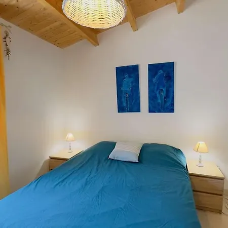 Charmante Renovee Sous Les Pins Proche Plage Вилла Ла-Куард-сюр-Мер
